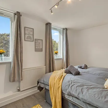 Hidden Gem In Battersea W/ Free Parking Apartment London Exterior photo